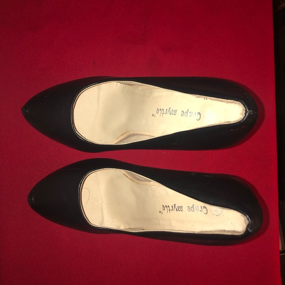 Crape Myrtle 6 inch heel. - Picture 4 of 5